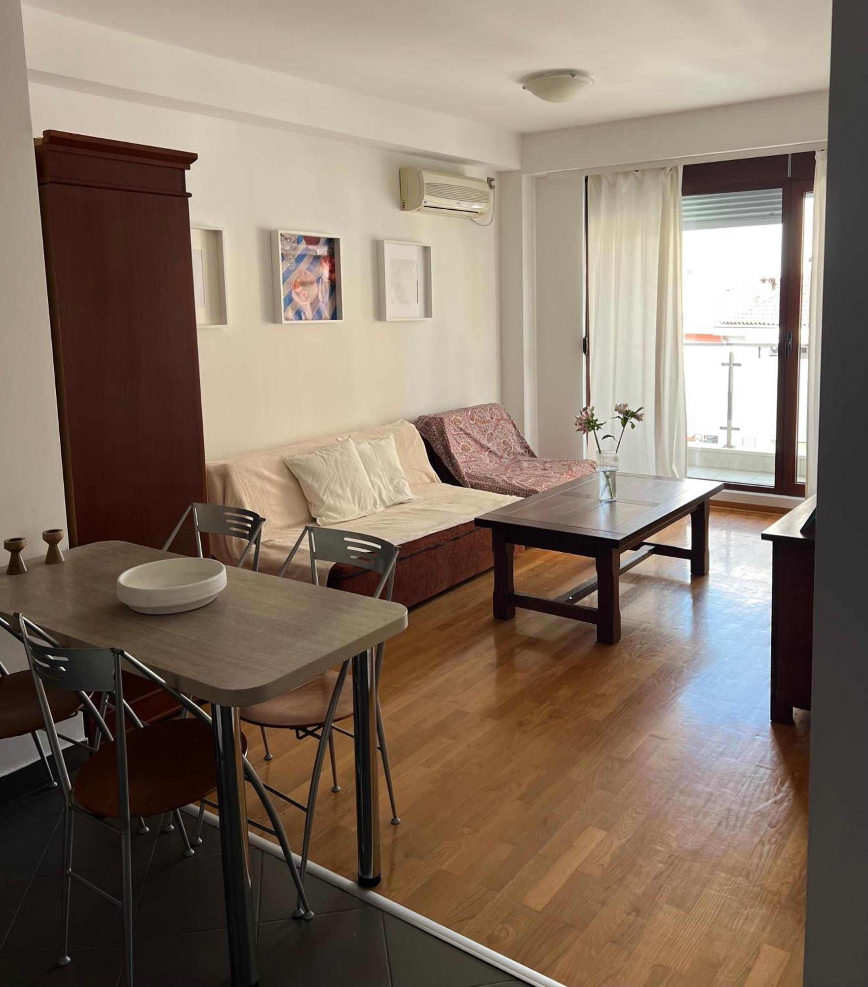 Apartment Interni